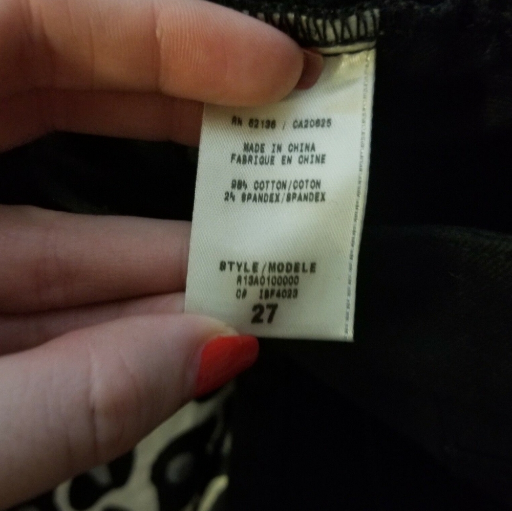 Women Size 27 GbyGuess Black Jeans straight leg - Picture 6 of 8